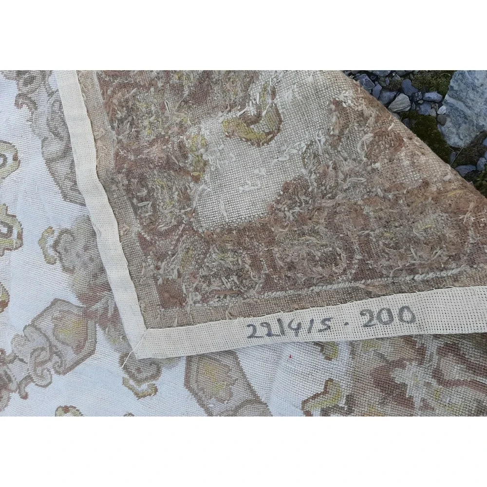 Gorgeous Antique HAND HOOKED WOOL 72